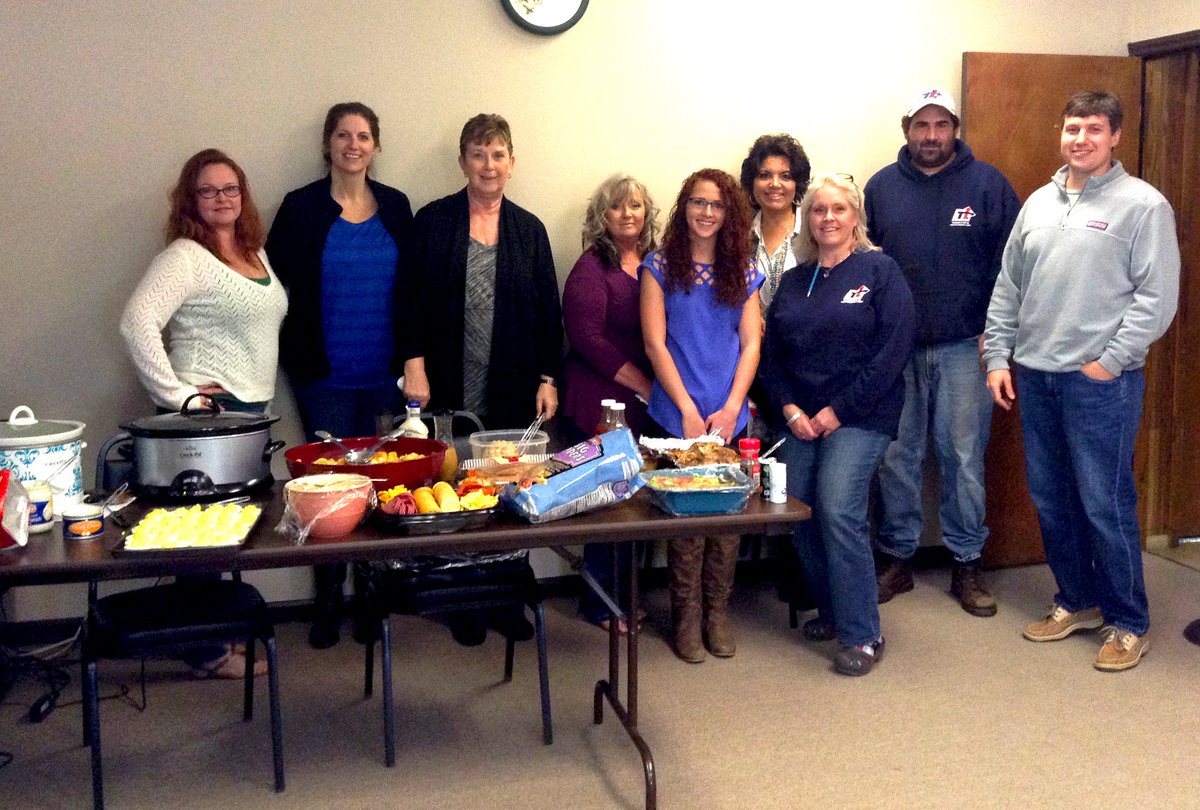 ThompsonLittle's tweet photo. We're wrapping up the work week with a T&amp;L Team Potluck Lunch! Good food and a great time! https://t.co/74jNXV5l4y
