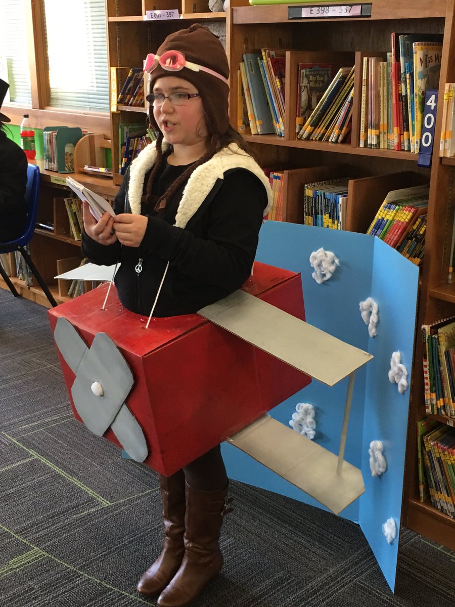 KathyPowellke's tweet photo. Living museum in Mrs. Grant's AIG class! #cgesoars https://t.co/pZC5jIwYcd