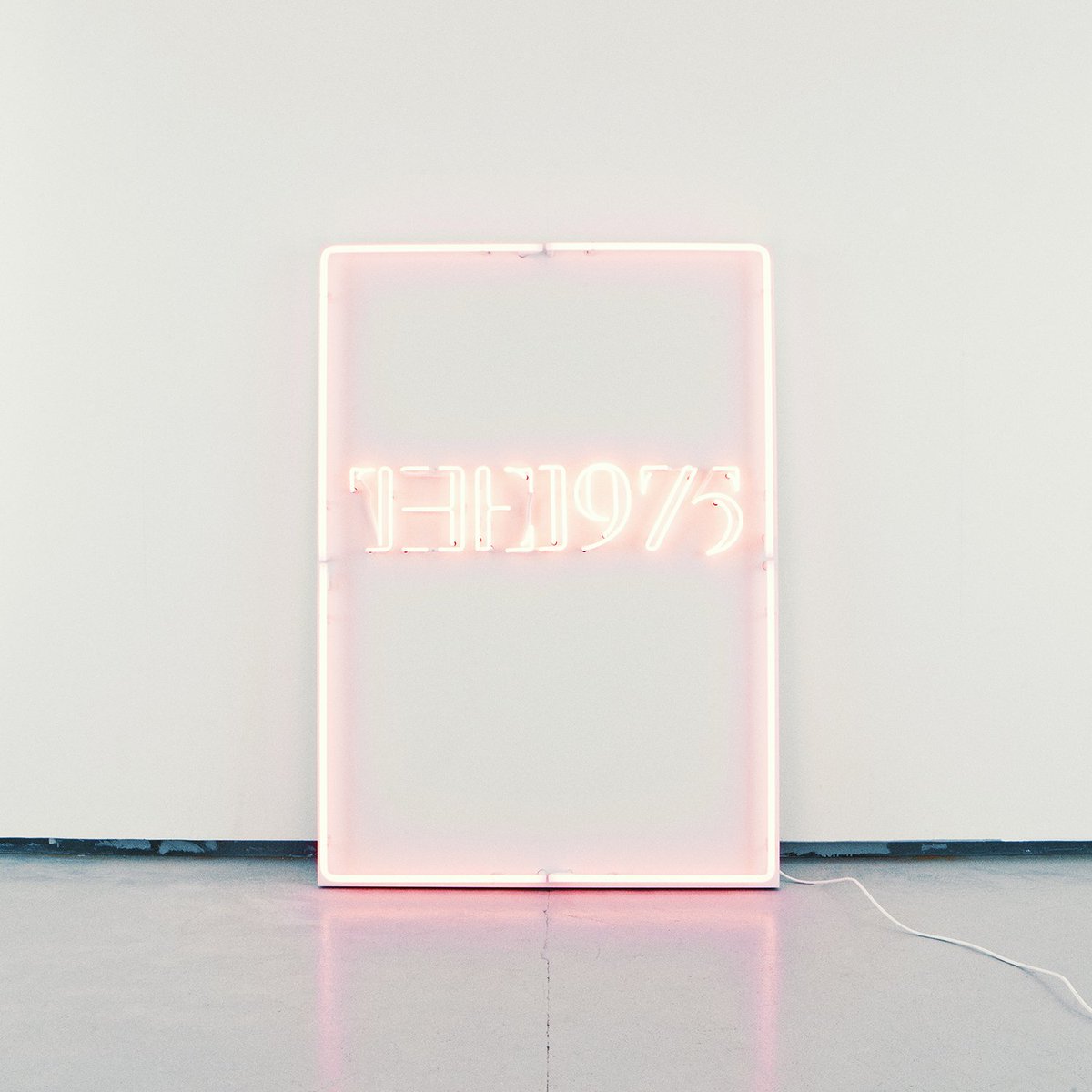 the1975's tweet photo. // A L B U M O U T N O W // https://t.co/MUGHTe371e L O V E https://t.co/Az0S58UXt3