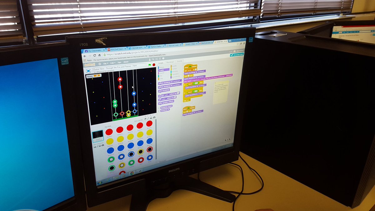 chunger0923's tweet photo. Two different #guitarhero games written by  ethan and kieran in @scratch @bevfacey @eips #CS10 AP class #wowprojects https://t.co/VUoNNw7fSe