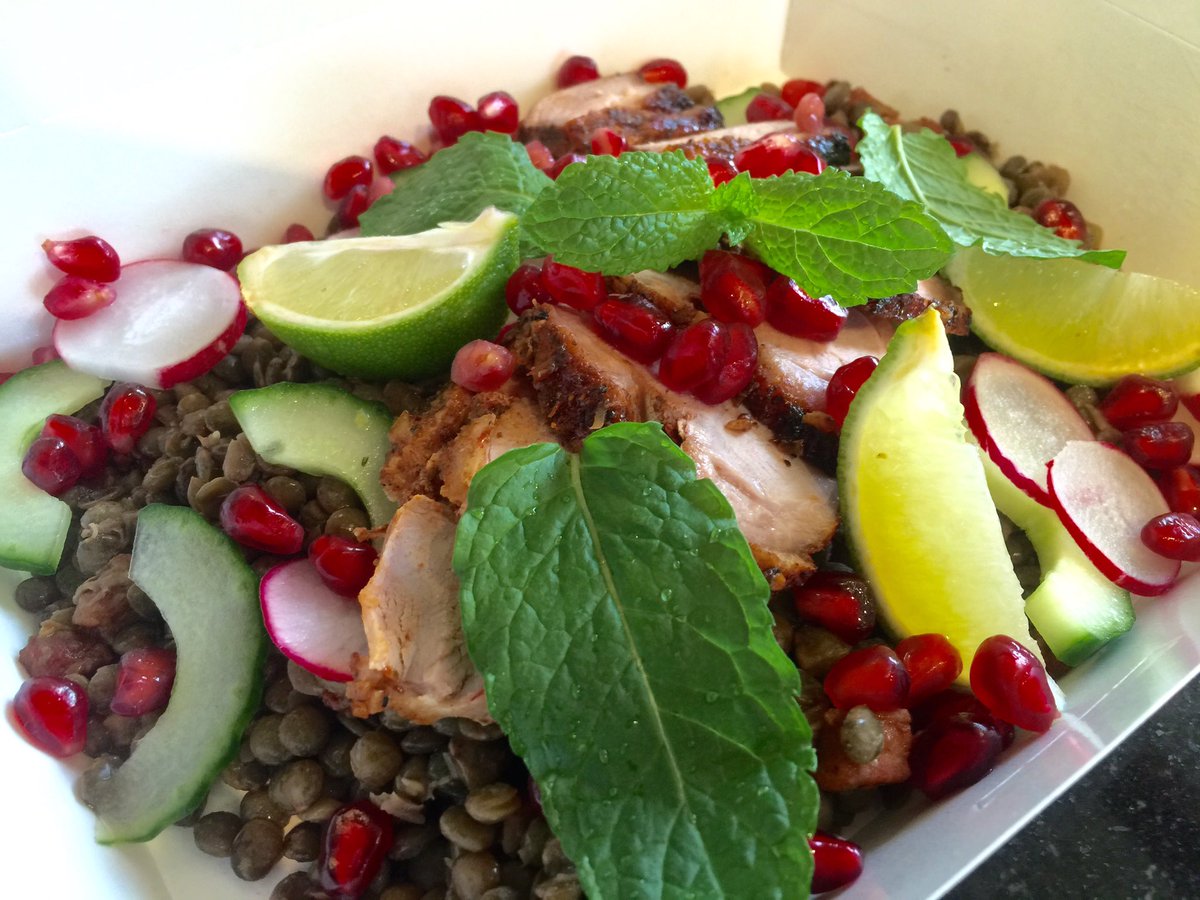 TheSquareMelon's tweet photo. Maple syrup basted duck breast with lentils and pancetta topped with radish and mint #Taste &amp; #LoseWeight https://t.co/woCfP27cqK