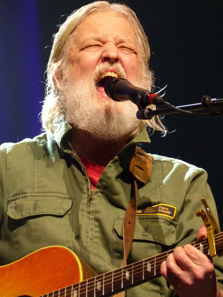 Greg Keelor of <a href="/BlueRodeo/">Blue Rodeo</a> was rocking a retro <a href="/ParksCanada/">Parks Canada</a> jacket at his #Halifax show on Wed.! #ClassicCanadian