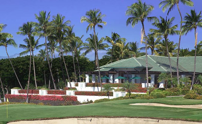 MauiNOW's tweet photo. Special Meals Support Students and Agriculture https://t.co/63IXIIG5aX https://t.co/mp8SJlwPRz