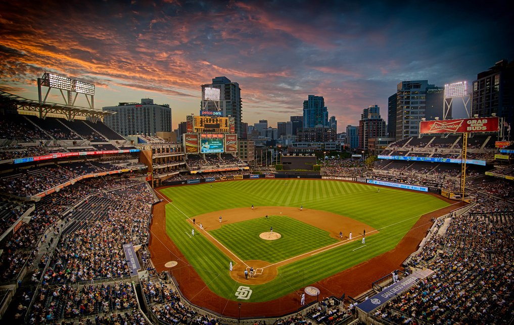 ScottEvansSharp's tweet photo. Hey #SharpGrossmont staff, you found my tweet!  Retweet &amp; you could win 4 #Padres tickets! #workplacecommunication https://t.co/eDBeB8ScAC