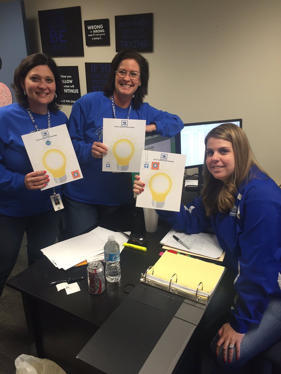 LindsayRFuller's tweet photo. #CurtisES earning Professional Learning Badges! @ShawnaFord1 #whywisd @mariehernandezn @amy_wall @TannaGallaher https://t.co/zlehg7BQeF