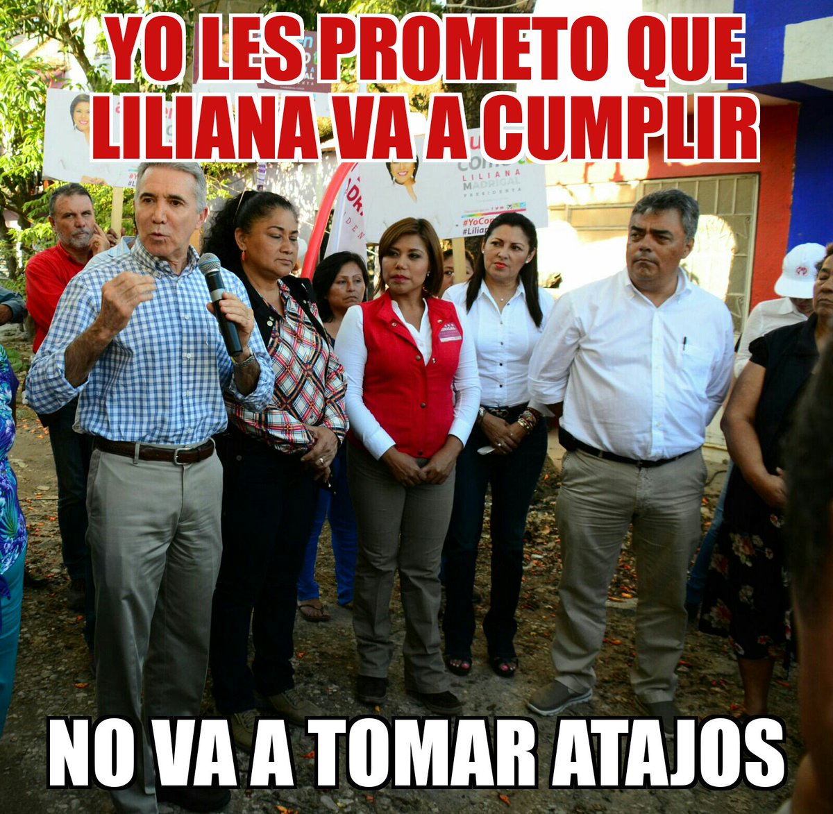 LaDenuncia_Tab's tweet photo. "DEJARE esto por aquí" diría @javipons y viene a mi memoria ¿#TuLeCreesAMadrazo? Y con éste #BajoCortinas #SonMemes https://t.co/SlMvj2OnDP