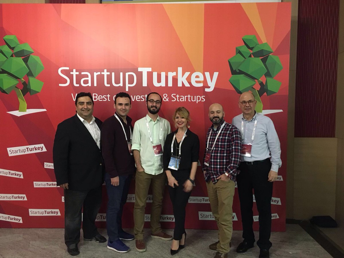 ariteknokent's tweet photo. İTÜ ARI Teknokent ekibi ve mentorları #StartupTurkey'i böyle tamamladı. https://t.co/18LNoimtB6