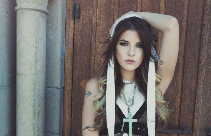 ChloeBandy1's tweet photo. Happy birthday @JulietSimmsALL Remember you're perfect! Have a great day xxxx https://t.co/AKsTbxI17p