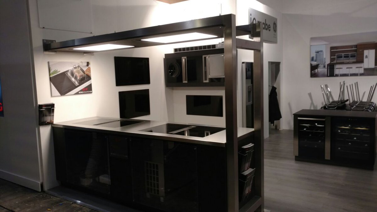 RetrovolutionBE's tweet photo. Bent u al #voorbereid op de #opening van de #consumenten dagen op #Batibouw? Wij wel! #stand307 #hal11 #downdraft https://t.co/R8NWSlxyzD