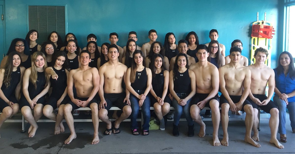 CoachAmericas's tweet photo. Americas Swim Team. Go Trailblazers! @JEspinoza_SISD @Americas_HS @estradal38 https://t.co/5LoQA8ymFw