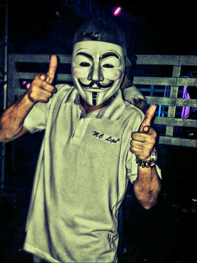 mclipefloripa's tweet photo. Se apaixonar pra que pra depois tu ficar sofrendo 🎶

#ChoraAgora #RiDepois https://t.co/CRxngFOYVZ