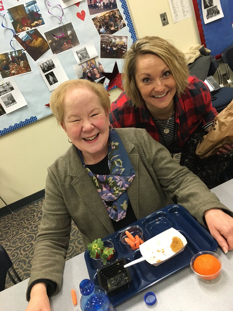 It's a great day to have Rocket lunch visitors! @TeamJRockets <a href="/SmokyRow1/">Smoky Row Elementary</a>