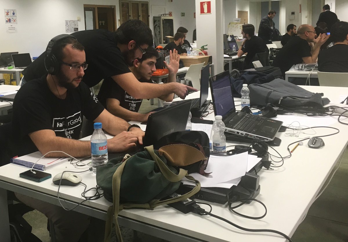 acompana_me's tweet photo. DEMUÉSTRANOS QUE ESTO ES POSIBLE. AYÚDANOS A AYUDAR #Hackforgood Nosotros ya estamos trabajando #ProyectoAcompañame https://t.co/qLH7h3XoUH
