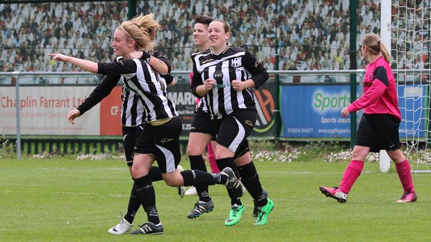 NorfolkCountyFA's tweet photo. We have a huge weekend of County Cup action with 14 semi-finals on the way: https://t.co/Wp3ieq6Ce0 #NorfolkFootball https://t.co/Vq6XCquztF