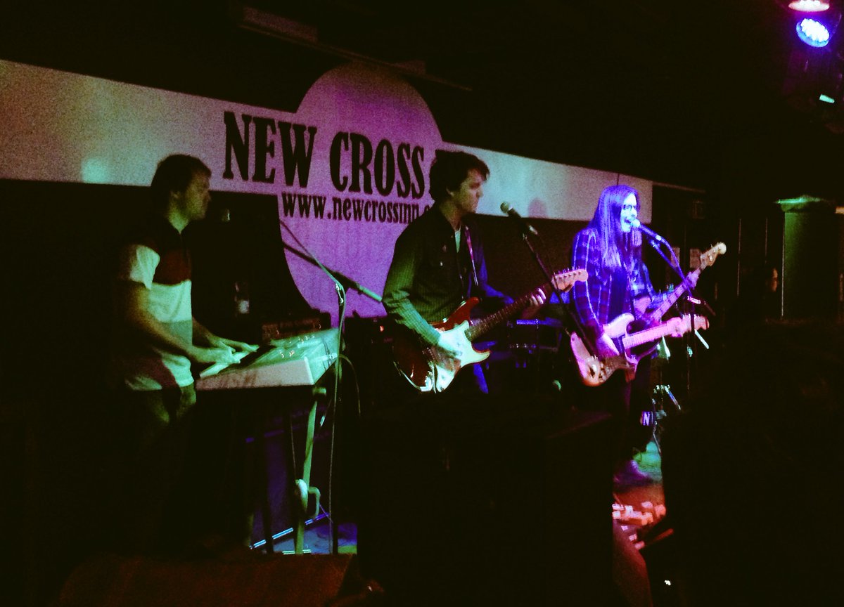 <a href="/commonlawsmusic/">Common Laws</a> opening up a great night of music! Not 2 late to come out &amp; join us!! <a href="/NewCrossInn/">New Cross Inn</a> @BirdmanCulture