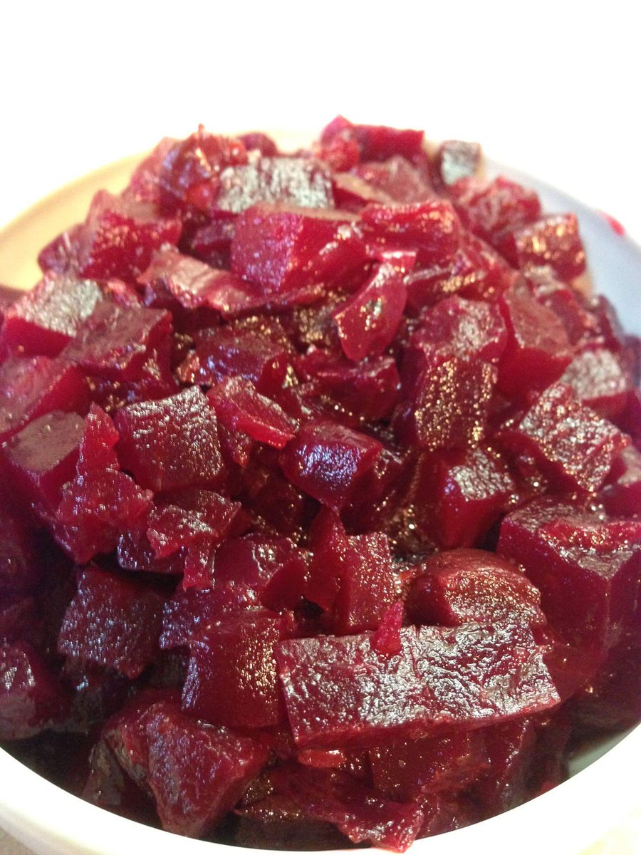 DevoresGoodFood's tweet photo. #organic Beet salad, Natures candy! #devoresgoodfood #bendoregon #localfood #inbend #bendfood https://t.co/9bMvkAk0Sl