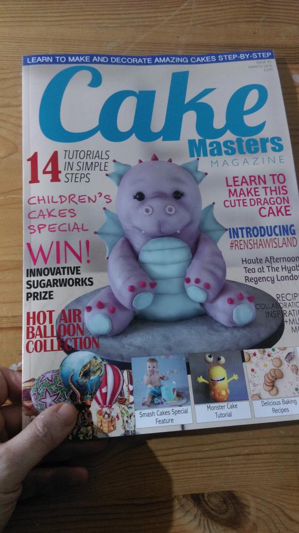 Peboryon's tweet photo. Thanks for featuring our #floatingcake in this issue's @CakeMasters Magazine! #starwars #wedding @Disney https://t.co/9mi6YUpYlT