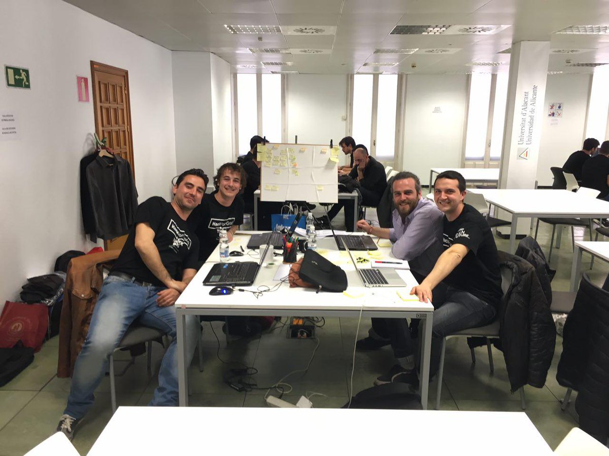 swipe4good's tweet photo. #HackForGood @CatedraTEF_UA @jnmazon @ulises_sm @JordiTL Continuamos el SCRUM y el tablero KANBAN esta ready! Tasks! https://t.co/FNf3vOxUx6