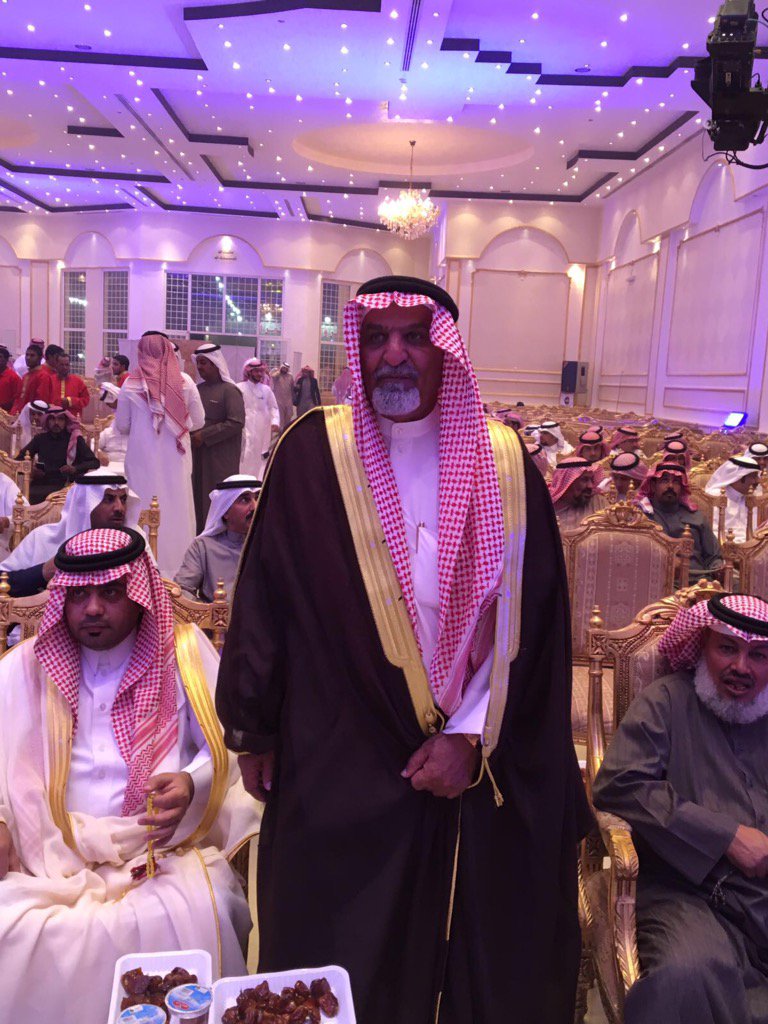 bwaba_3bs1's tweet photo. جانب من حفل تكريم ناصر منور العايضي https://t.co/JhAEXBn5zE