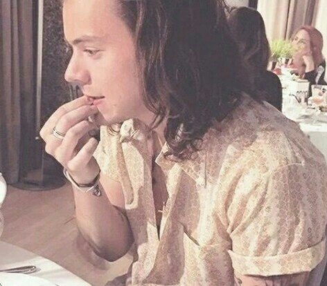 SmolPrincessH's tweet image. 