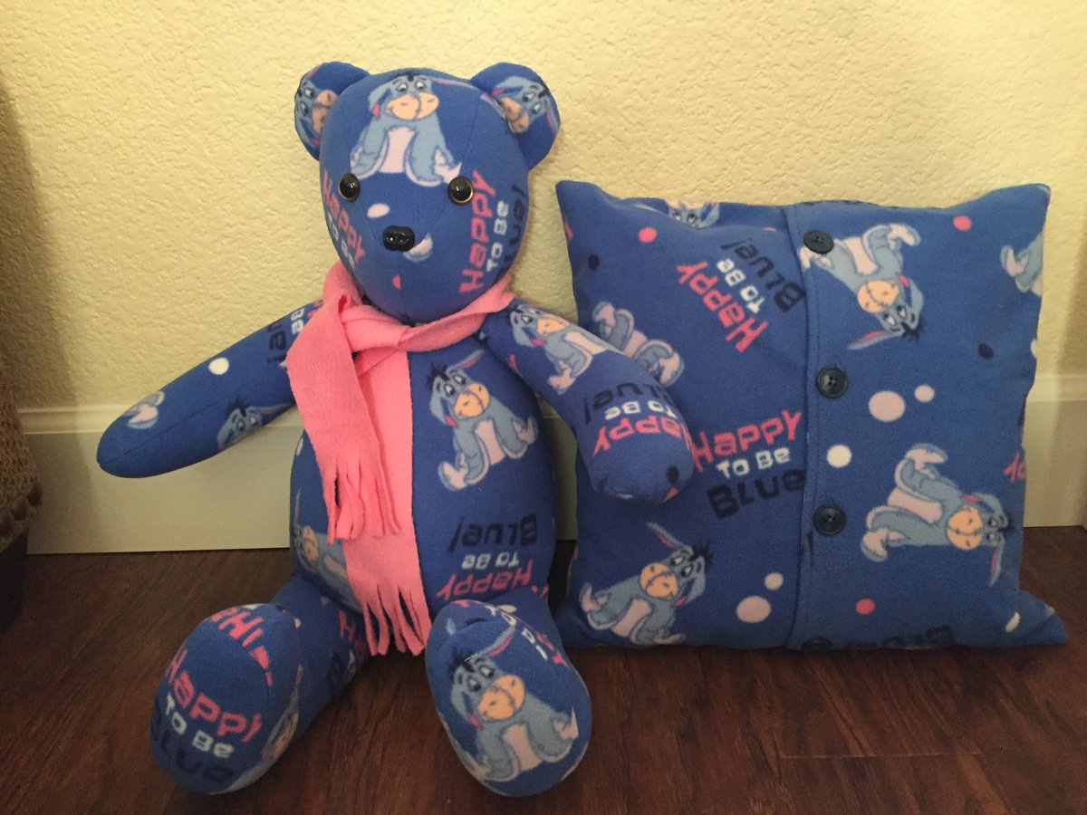 JenniferQuadro1's tweet photo. Light up your room with LOVE! Create a custom memory bear or pillow!#Bearyhuggables#custombear#custompillow https://t.co/s49OGnKfph