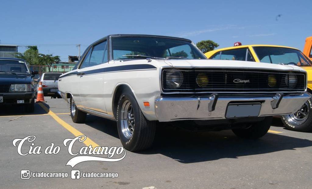 polkjunkcars's tweet photo. RT oldcar_photo #ciadocarango #euamocarroantigo #carroantigo #carroantigos #carroantigo_bh #oldcar #oldcars #oldca… https://t.co/hVxE5drpKH