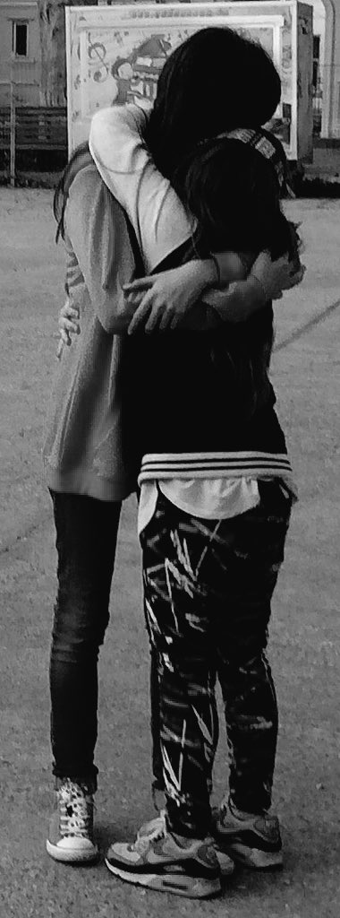 Deliu1Alexandra's tweet photo. You now , when your best friend is there you don't need anything else .❤️Still love my bestie❤️ https://t.co/yXonmRHwWf