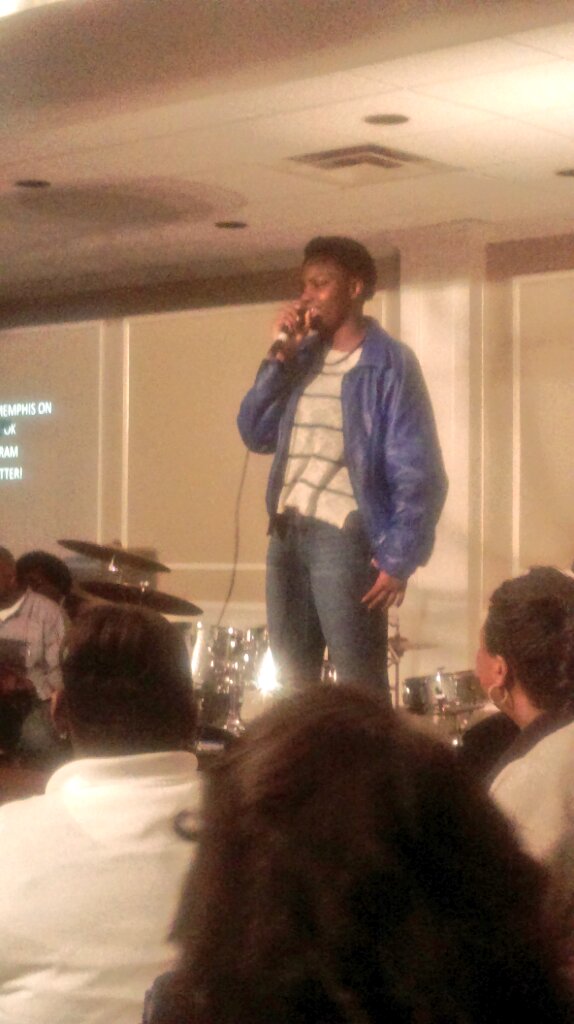 Go Keshanna Jones!!!! Beautiful voice!