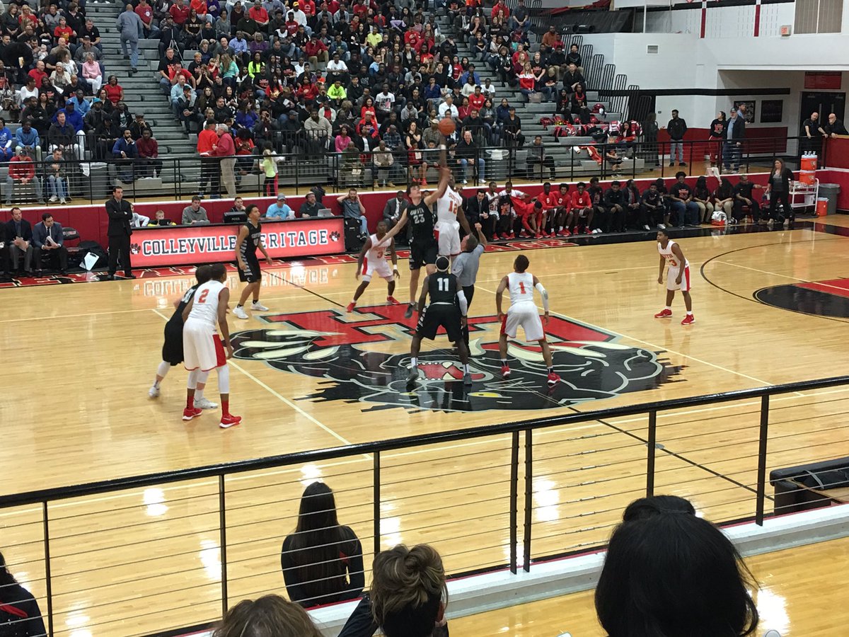 elevate_dfw's tweet photo. Denton Guyer vs. South Grand Prairie #txhshoops #UILState #ballislife #ElevateDFW https://t.co/lF6joiF5S7