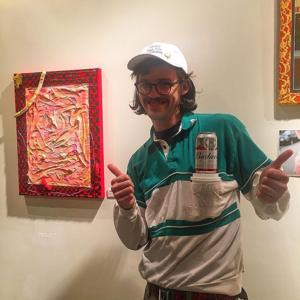 paulcherry69's tweet photo. #Budweiserstand #budweiserman #artist #attheevent #onthetown #budweiser #upforwhatever #im… https://t.co/TNHC2k8uSD https://t.co/EbMm3vpjDK