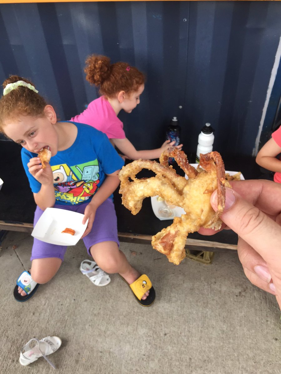 CBRFoodie's tweet photo. 4 Kids enjoyed sharing a $55 #fish & #chips basket with me for #lunch at #FishCan @westsideacton #Canberra https://t.co/dEpZYW1d0R