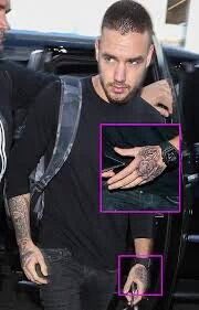 Choose_1DBRA's tweet photo. Aparentemente, Liam estaria removendo a tatuagem das rosas da sua mão.
#VoteDirectionersUK #KCA https://t.co/9xyUwmSjSI