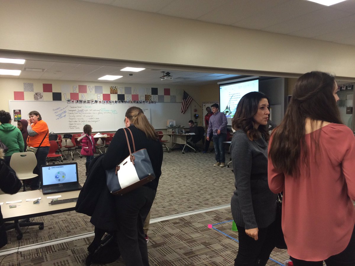 FHS_CCA's tweet photo. Students teaching about the science of cancer in the CCA. #FHSGala https://t.co/xnmEyuUHT8