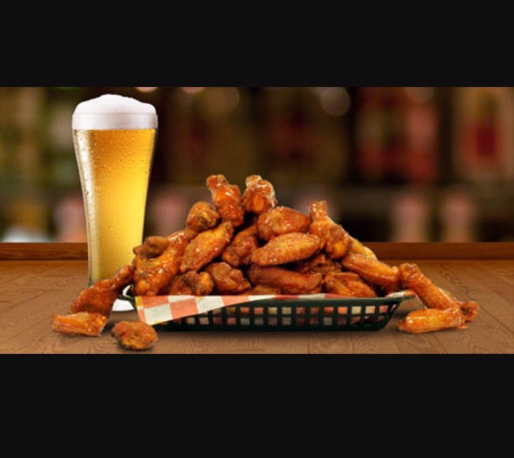 brotherwilliesp's tweet photo. What, you don't like beer? If you like free wings and cold beer, come to happy hour from 4-8pm! #TheGooseIsLoose https://t.co/9wnYmCOxlI