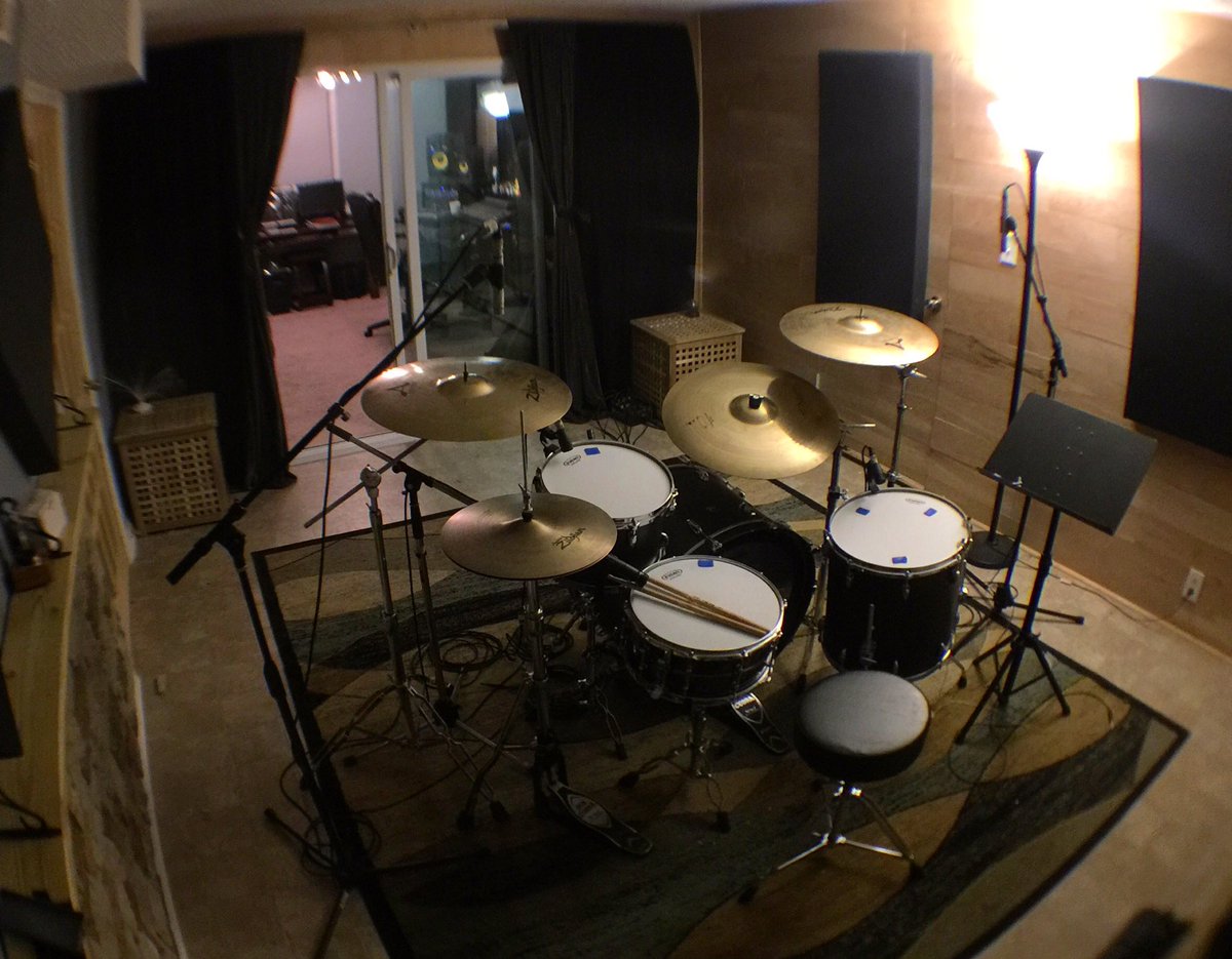 HalfStackStudio's tweet image. Layed down some tracks in #studio on a couple killer tunes this week for @briantroester and @MartyEvansMusic