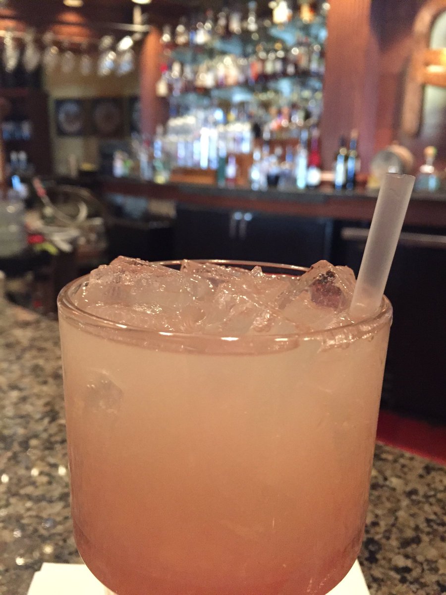 DrinkGompers's tweet photo. Gompers Raspberry Lemonade = Awesomeness! #Gompers #glutenfree #kosher #gomptail #drinklocal #craftcocktail #fwfwf https://t.co/g1WKHUI8mZ