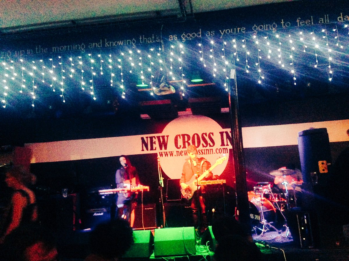 Thanks <a href="/NewCrossInn/">New Cross Inn</a> for having us! @sykoyamusic is playing now, absolutely amazing! Come join us😊