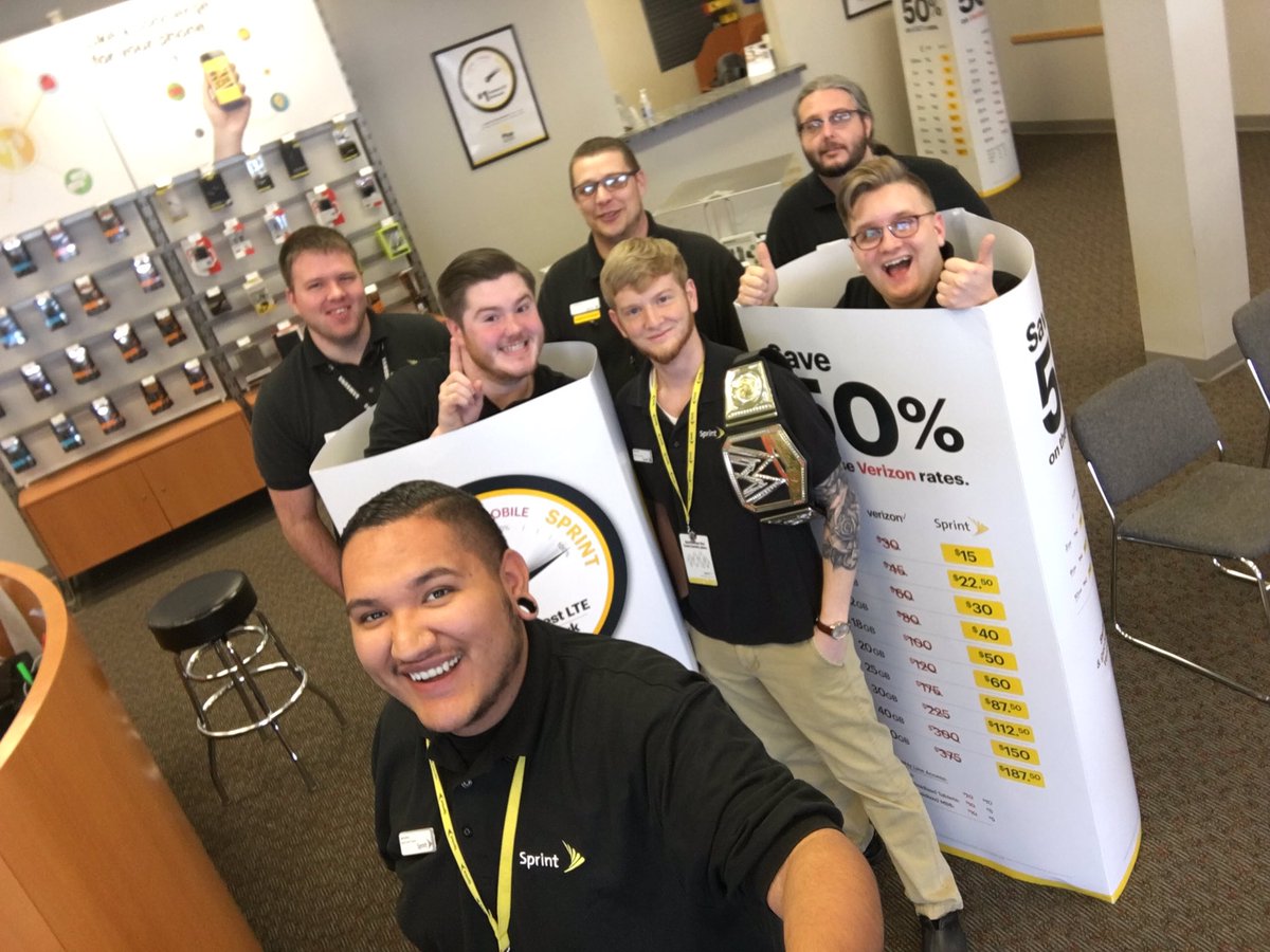 WL_ROADTeam's tweet photo. ROAD Team LOVES our teams! @FalconRoad96 @MAC_VLY @Bets258 @ChristyLKeeling @wl_byoung @Pkushn @WL_News https://t.co/mIzRscVrnz