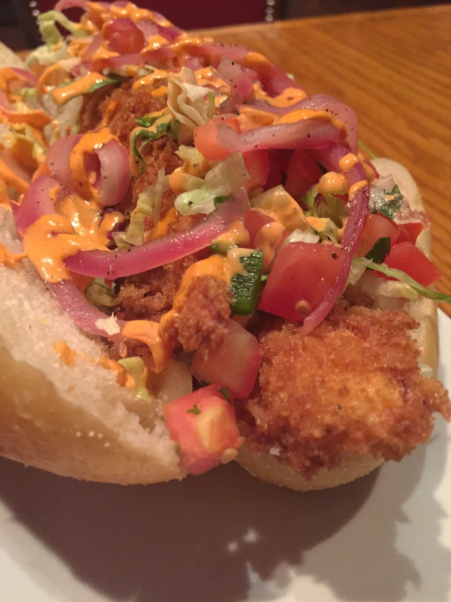 Perfection. 😍😍😍
Available tonight at 5pm in Belmar and alllll week long >>> Fried Catfish Po Boy 
#belmar #NJ