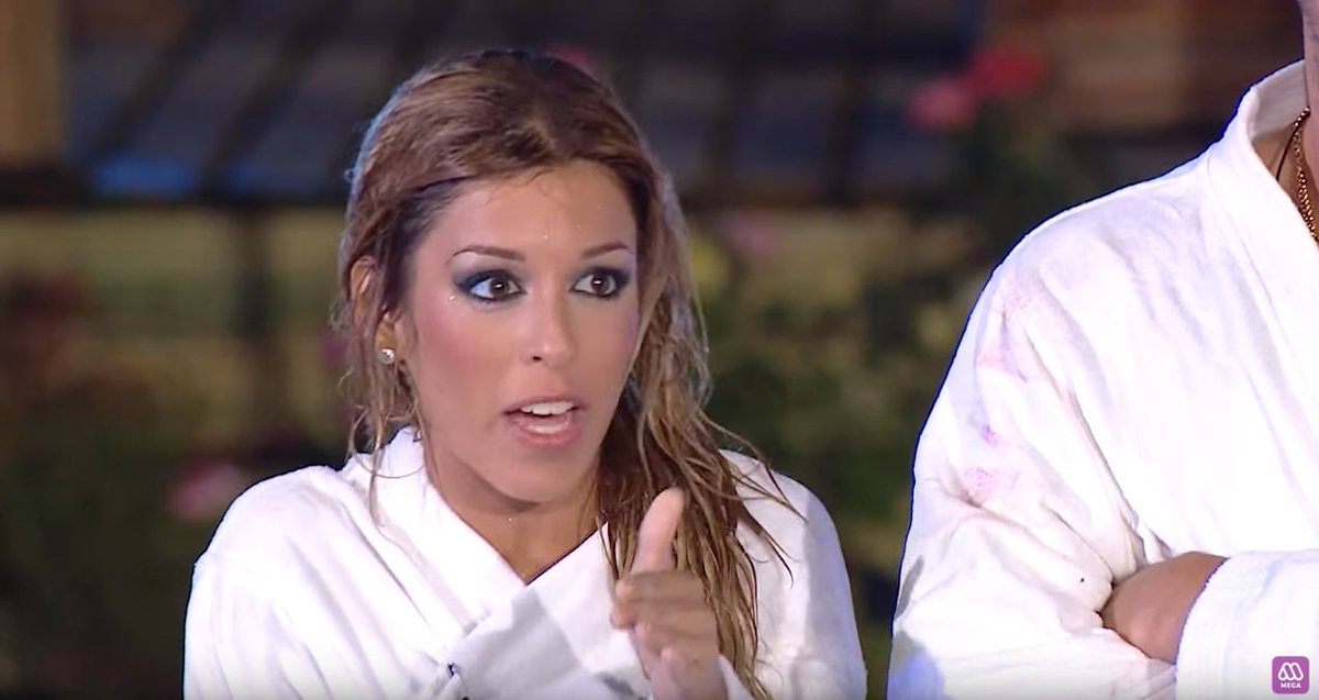 Team_Oriana's tweet photo. Capítulo 25 #Volveriascontuex #VCTE25 @OrianaGMarzoli https://t.co/02PRFSiy3a