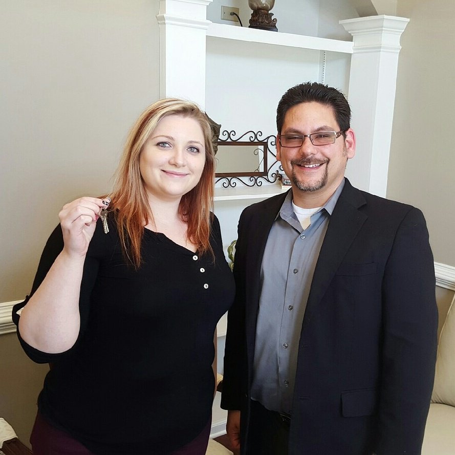 UrsulaAssociate's tweet photo. Congrats to our client, Heather! We appreciate the honor of helping you purchase your new home! #realestate #kwrp https://t.co/hcTr8Kpqqn