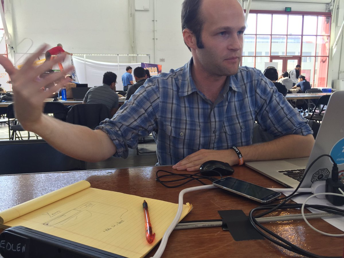 BlockChannel's tweet photo. .@ryanxcharles going over plans for @LAUNCH Hackathon. @dattnetwork https://t.co/0meH8a3c8g