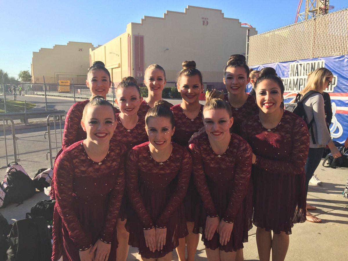 PantherettesMHS's tweet photo. 92.37 ✔️ #18floor #soproud https://t.co/9fBpPLDOEI