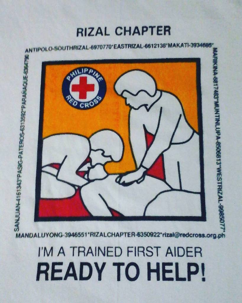 TheCaringTimes_'s tweet image. Ready to help! :) #firstaider #redcross #rizalchapter by peejay_019