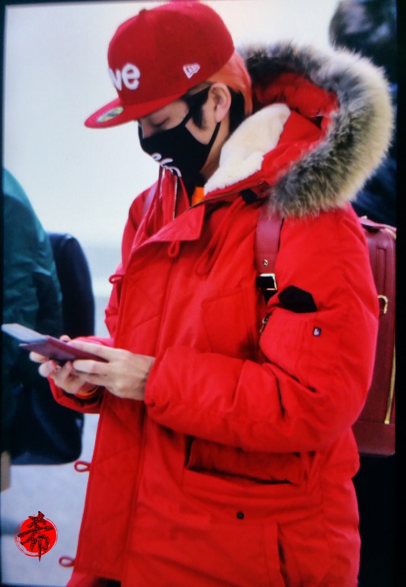 onlyheechul0523's tweet photo. 160227 김포공항 출국 #김희철 #kimheechul  #희님 #heenim @HeeZZinPang https://t.co/FQ6eyE8xBS