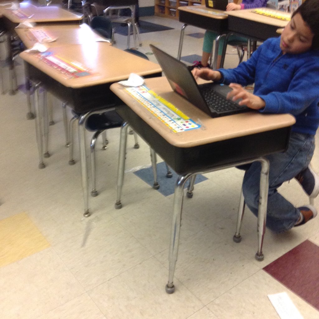 stacy_mcmullen's tweet photo. Learning how to insert video responses in @Schoology discussions! #cddolphins @TomGavin #iEducator https://t.co/87SY5CrYAx