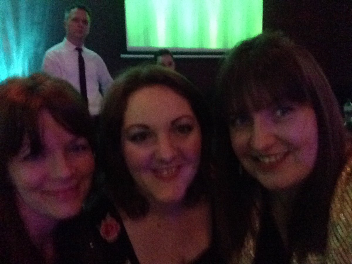 Selfie time with <a href="/NortonFlowers/">Emma Norton Flowers</a> <a href="/sweetprettyuk/">Steph Allison</a> at <a href="/bandswedawards/">Bristol & Somerset Wedding Awards</a> (&amp; a random man behind us! 😆)