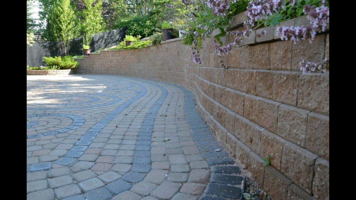 Retaining_Walls's tweet image. @Retaining_Walls #probuilt to #Lastlong. @GreenFutureca Calgary landscaper #Designbuilt. #yyc