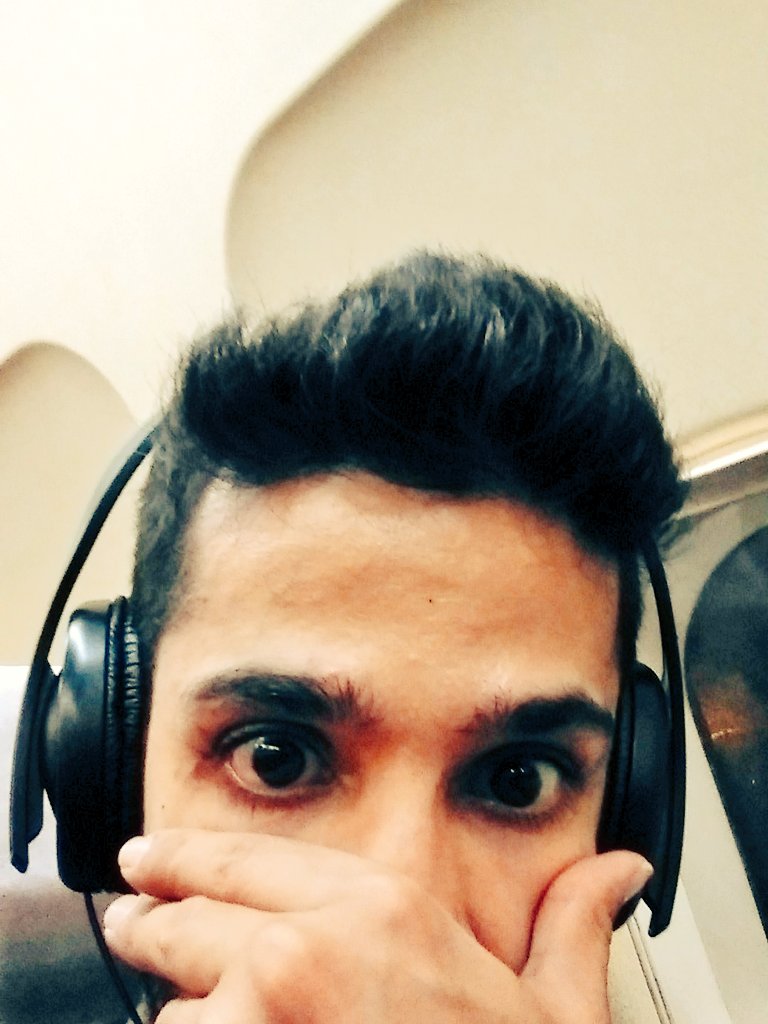 RupinnPahwa's tweet photo. 5 am flight to Pune. Quick touch base before a private gig in Mahabaleshwar! #eyeswideopen #airindia #WhyOhGodWhy https://t.co/usiE7rzaqE