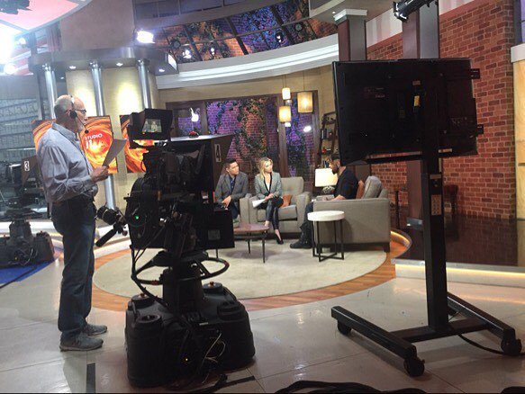 tytryone's tweet photo. @myfoxla โค๏ธ #Tylite #tyliteofficial #TyLiteTakeOver https://t.co/uYTYujSjvC https://t.co/G1mGa50wGj